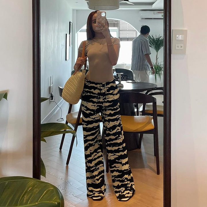 Damen bequeme Freizeithose im lässigen Stil mit Print Skovae
