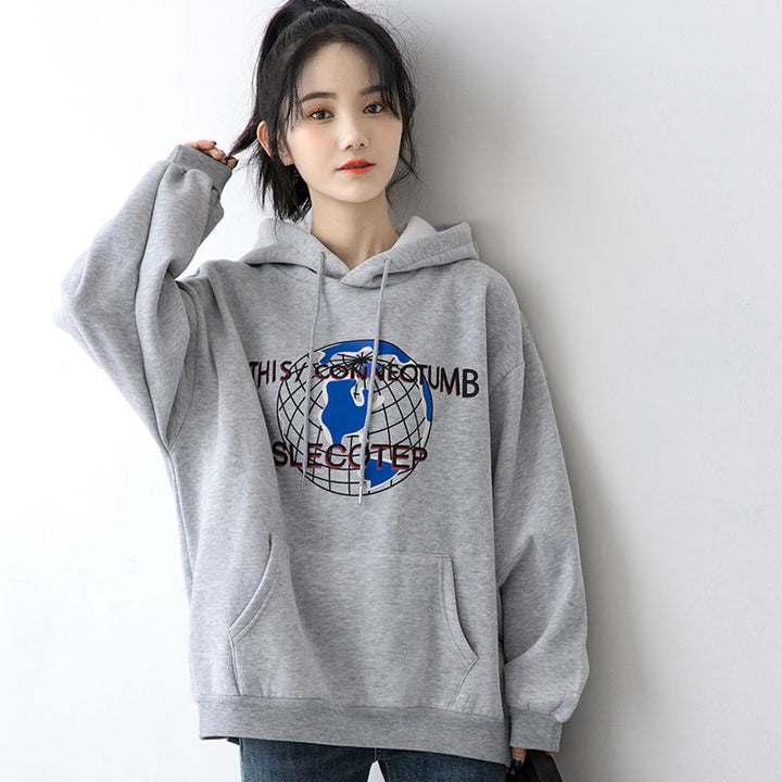 Kvinders hoodie med moderne verdenskortdesign Skovae
