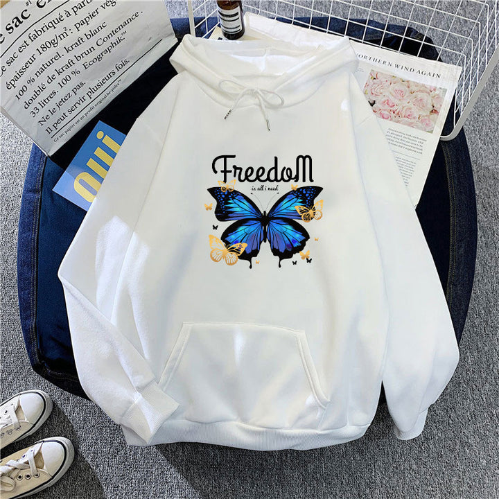 Dame hætte sweatshirt med kunstnerisk sommerfugl design Skovae