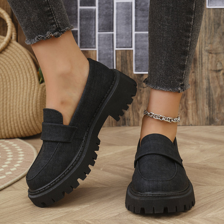 Dame Chunky-Outfit Loafers med robust profil Stilla