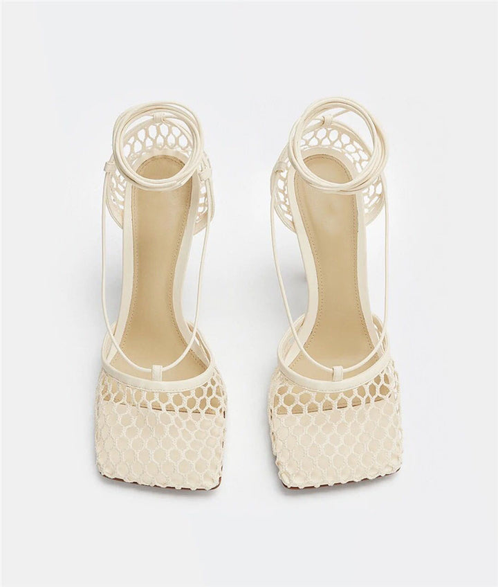 Femme Chic Strappy Open-Toe High Heels Sandaler med Mesh-Design Stilla