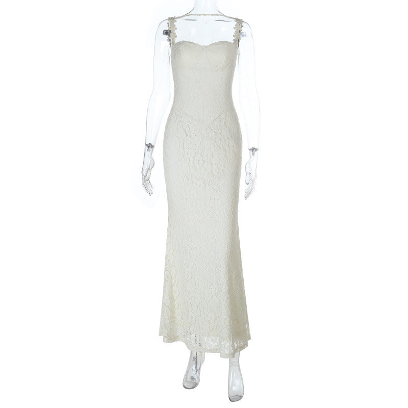 Dame Elegant lace spaghetti strap dress med feminin silhuet Skovae