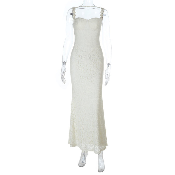 Dame Elegant lace spaghetti strap dress med feminin silhuet Skovae