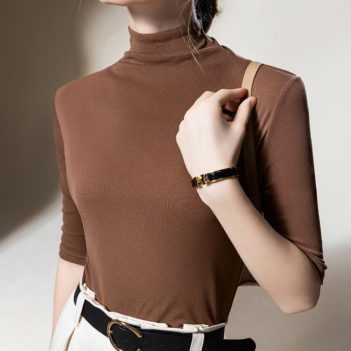 Dame Langærmet skjorte med moderne stålkrave og elegant drapering Stilla