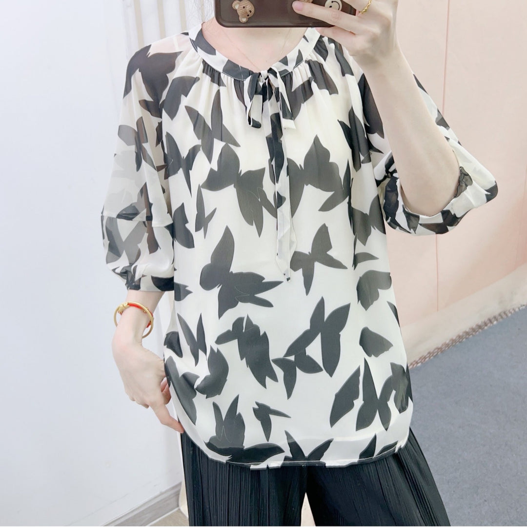 Dame chiffonbluse med elegant sløjfe krave og blomster mønster Stilla