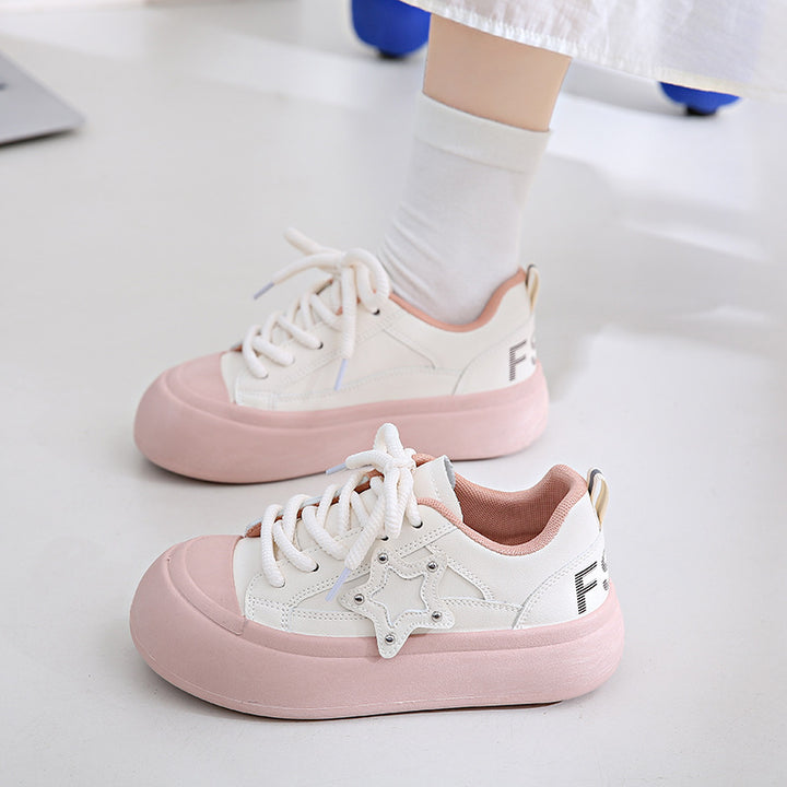 Dame Chunky Sneakers med unik stjerne-applikation og behagelig dæmpningsteknologi Stilla