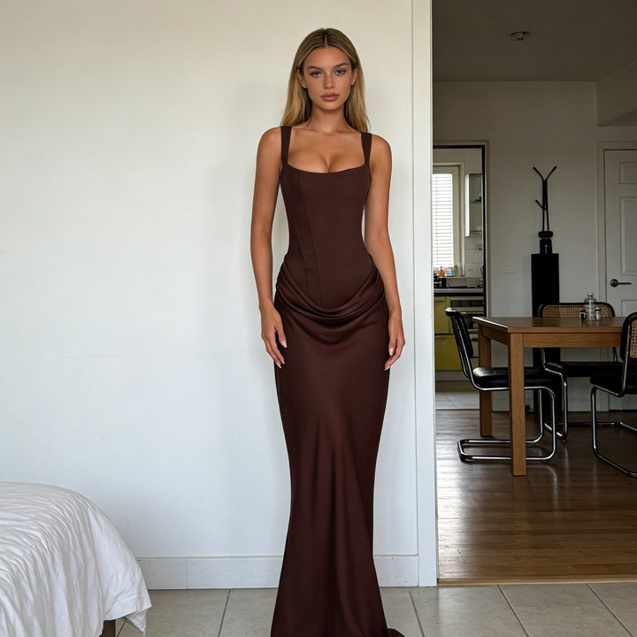 Dame Elegant Wrap Dress med skulderfri stropper og raffineret draperingsdetalje Skovae