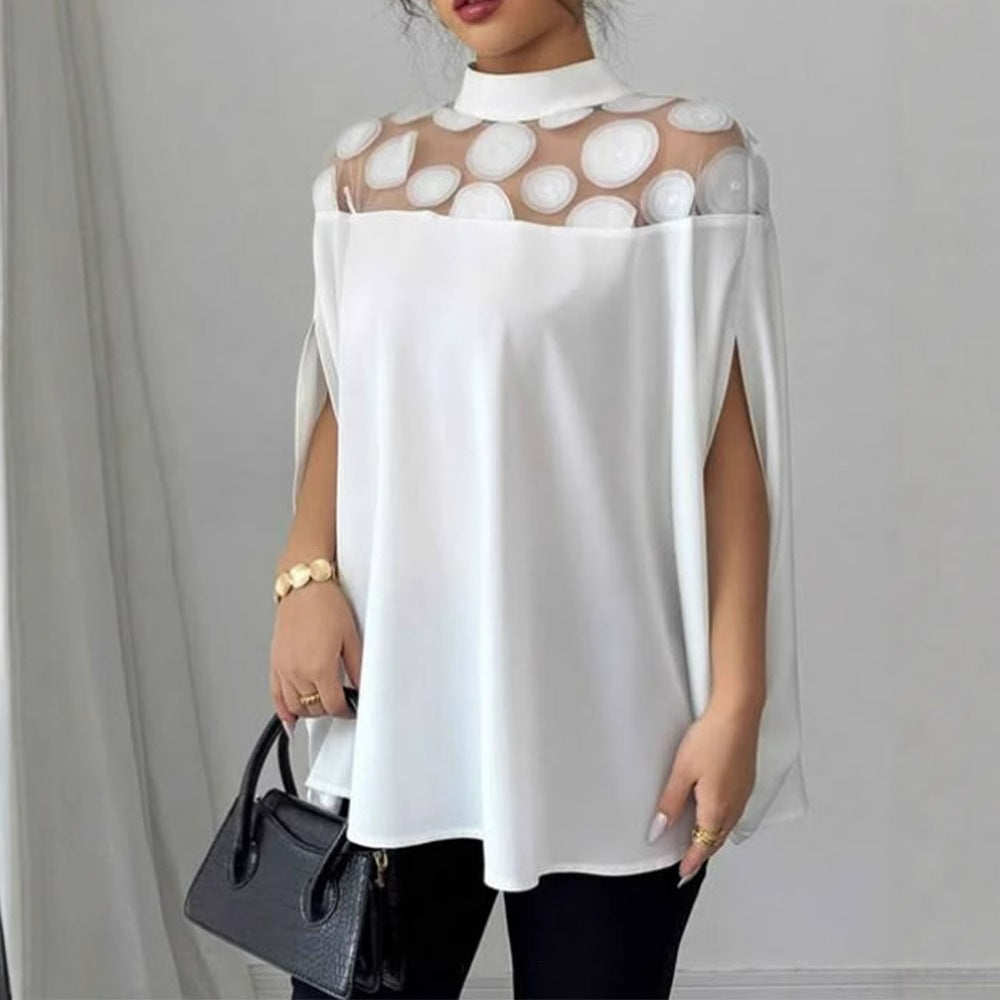 Dame nan elegant tunika-bluse med høj krave, gennemsigtig rund-applikationspasse og cape-ærmer Skovae