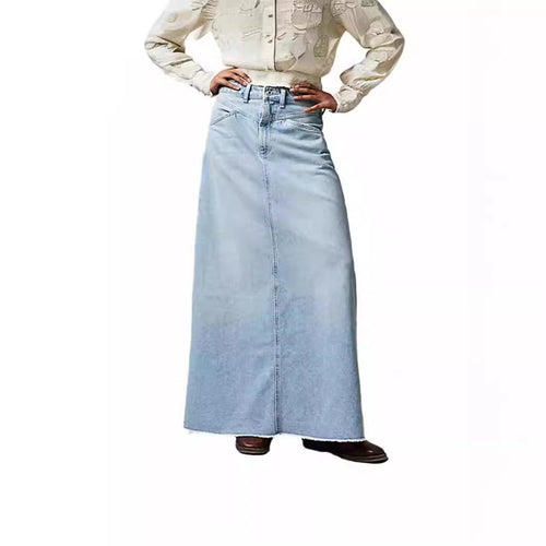 Dame maxiskirt i sort denim med sidelommer og afslappet pasform Skovae