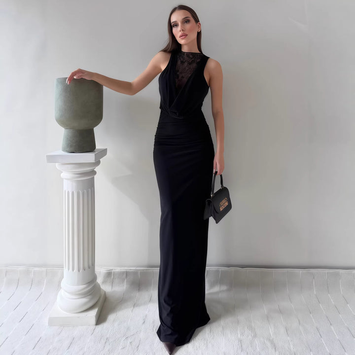 Dame Elegant Maxikjole med elegant Halterneck-design og raffineret Spidslage Skovae