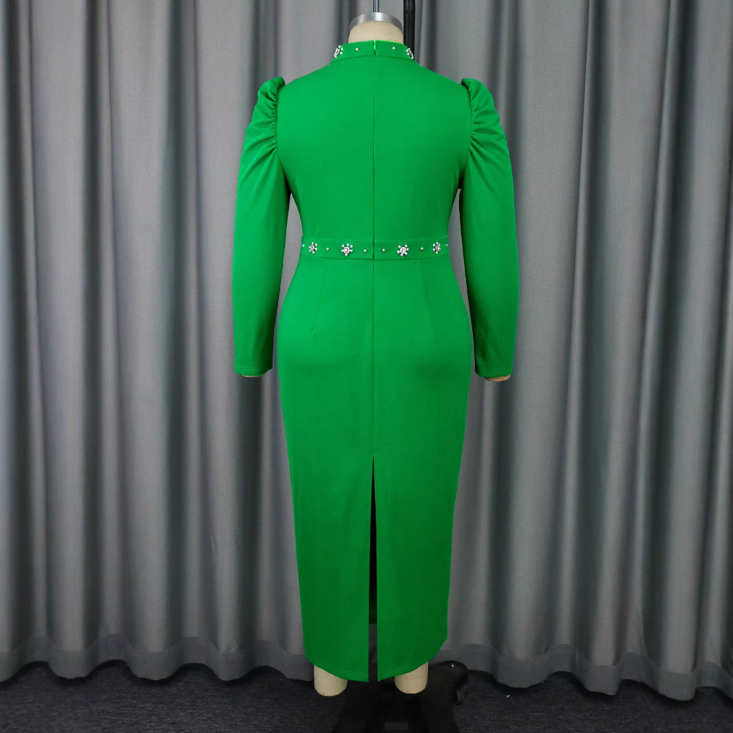 Dame Elegant kjole med asymmetrisk cut-outs og blomsterlige accenter Skovae