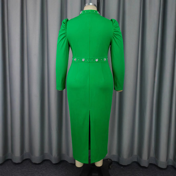 Dame Elegant kjole med asymmetrisk cut-outs og blomsterlige accenter Skovae