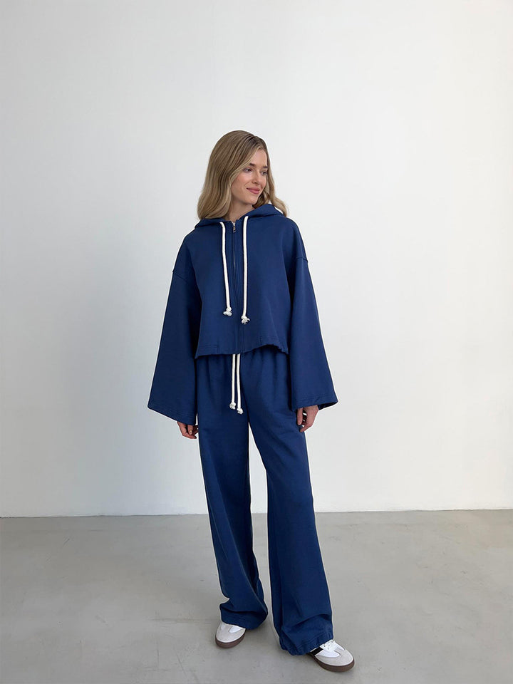 Dame casual cropped hoodie og løstsiddende bukser Stilla