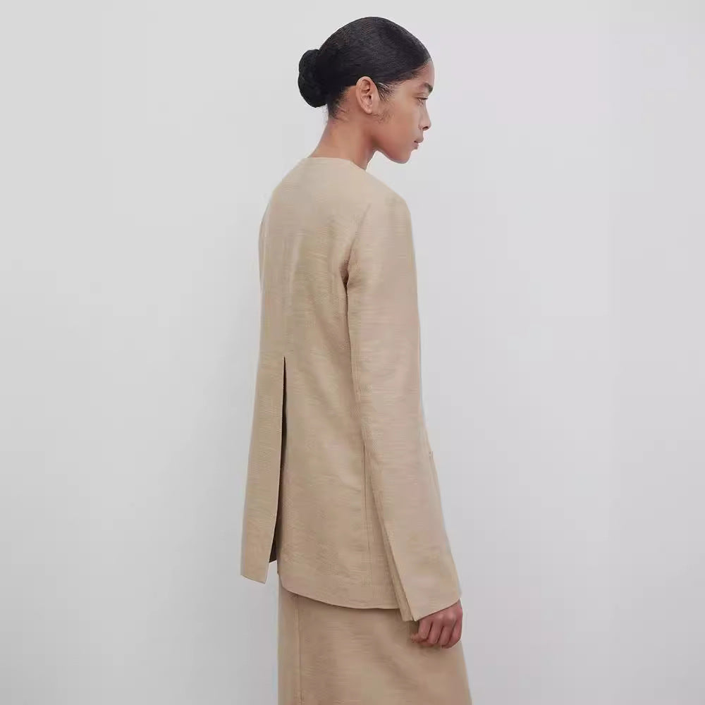 Dame Elegant og Struktureret Blazer med Minimalistisk Knapstolpe Stilla