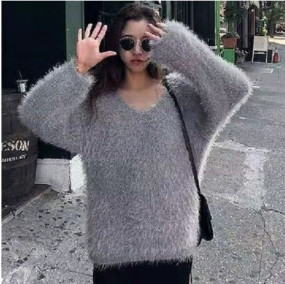 Kvinders hyggelige V-hals sweater med blød fluffy tekstur Stilla