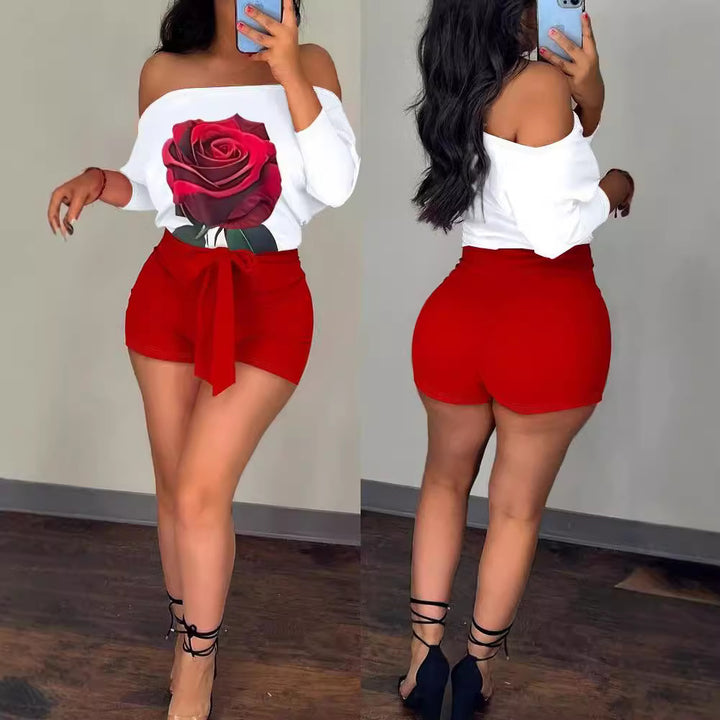 Dame Off-Shoulder Top med floral grafik og stribede shorts Skovae