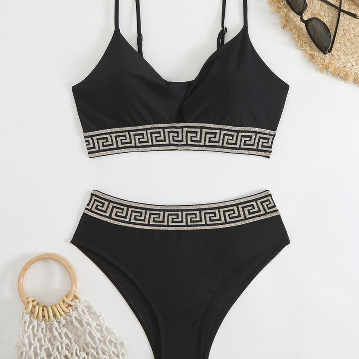 Dame bikini-sæt med elegant fritidsdesign og luksuriøs accentbånd Stilla