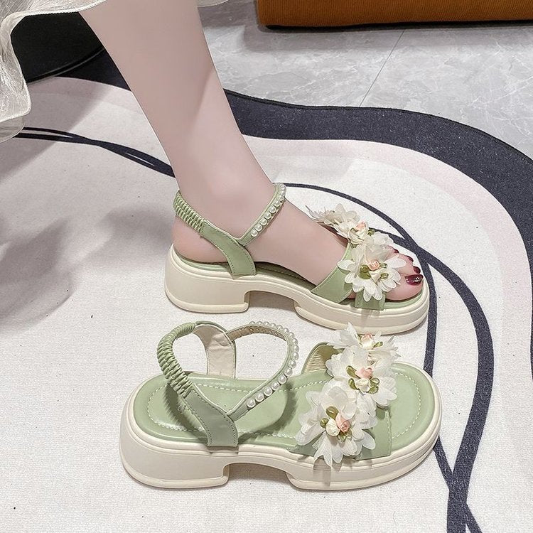 Dame sandaler med florale accenter og stabil platformsål Stilla