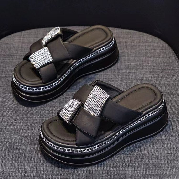Dame Plateau-sandaler med dekorativ strass og komfortabel dæmpning Stilla