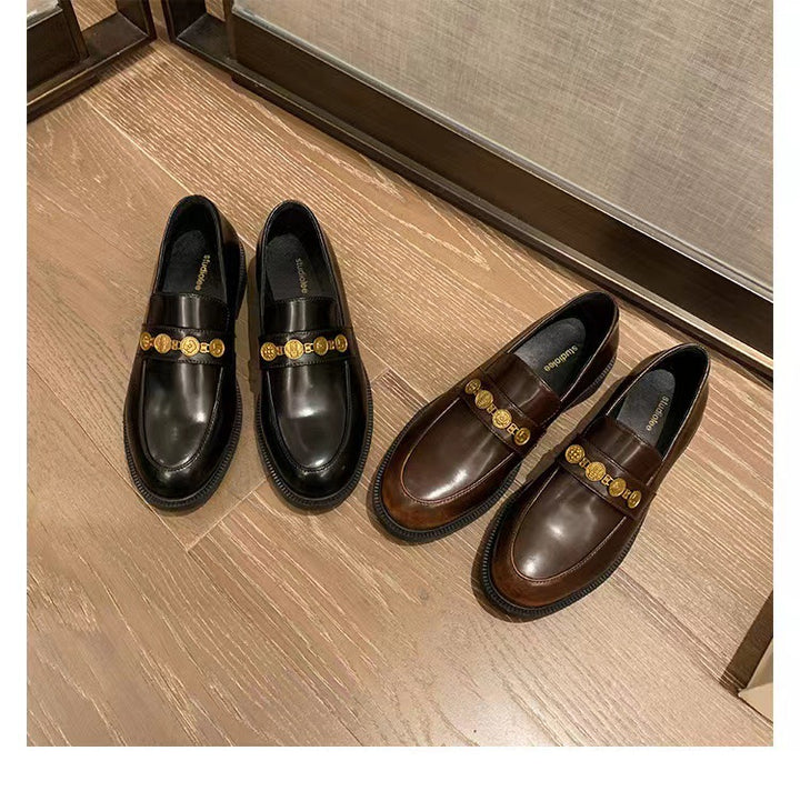 Herrer Chic Slippers med metalliske accenter Stilla