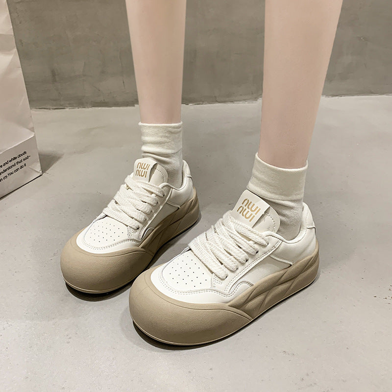 Dame Modevenlige og komfortable sneakers med ekstra let sål og åndbart overmateriale Stilla