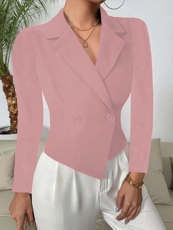 Dame figursyet blazer med dobbelte knaplukninger og elegant snit Stilla