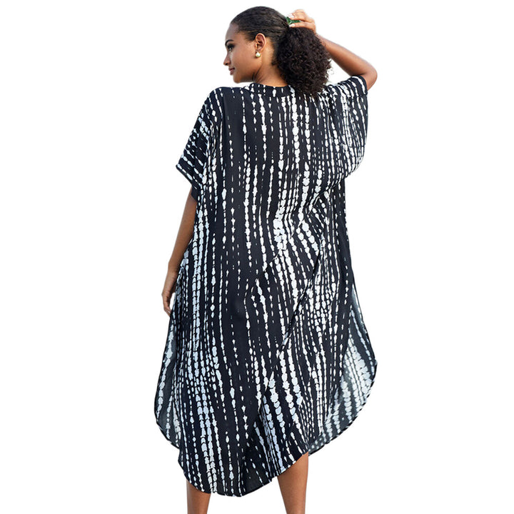 Dame Kaftan-kjole med moderne batikdesign og vidt skårne ærmer Stilla