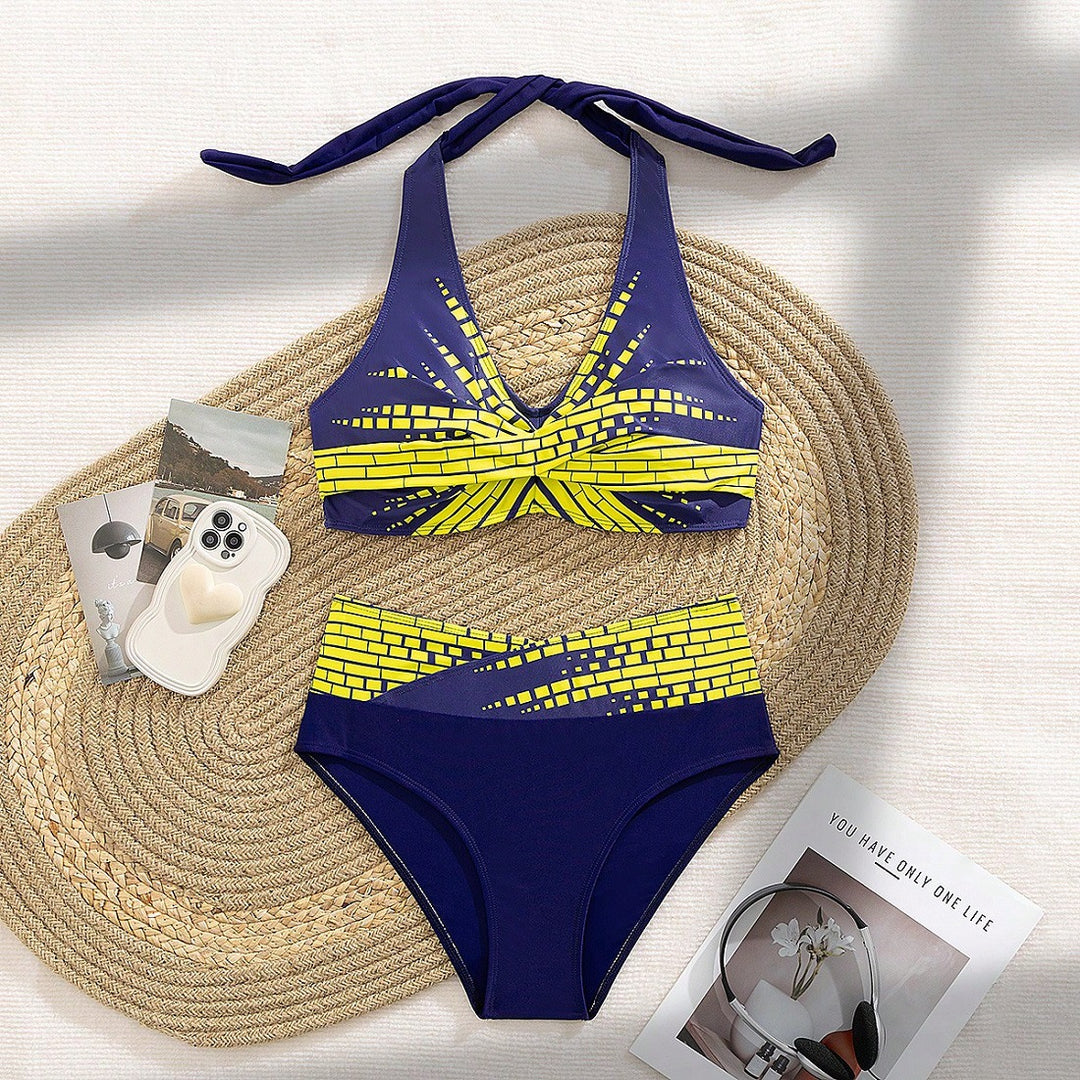 Dame triangel bikini med moderne snit og grafisk design Skovae