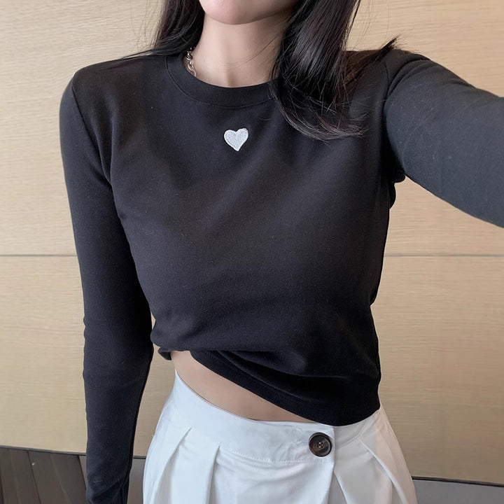 Kvinders langærmet basis t-shirt med fashionable hjerte detalje Stilla