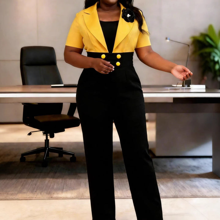 Dame elegant jumpsuit med taljeret design og iøjnefaldende detaljer Skovae