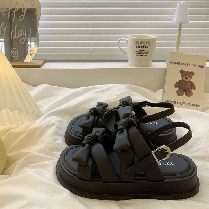 Dame Sandaler med unikt knudedesign og komfortabel plateau sål Stilla