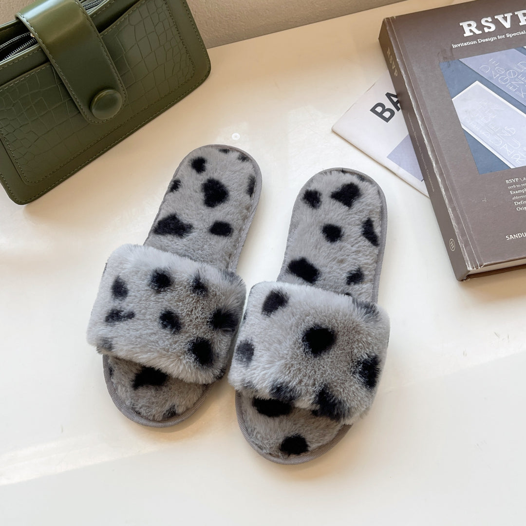 Dame plysch-pantofler med trendy leopardmønster og komfortabel fodseng Stilla