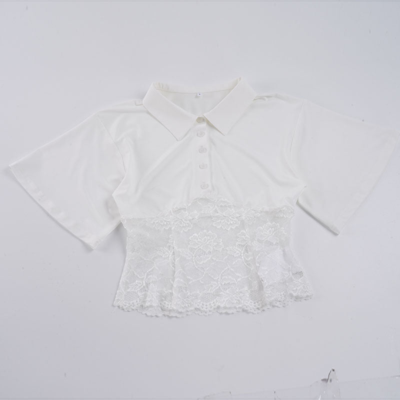 Dame polo shirt med romantisk spidskant og kort ærme Skovae
