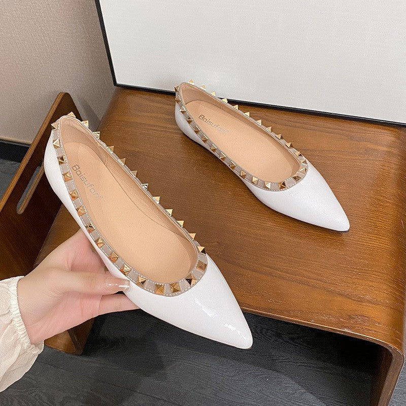 Kvinder Ballerinas med spids tå og nitter kant Stilla
