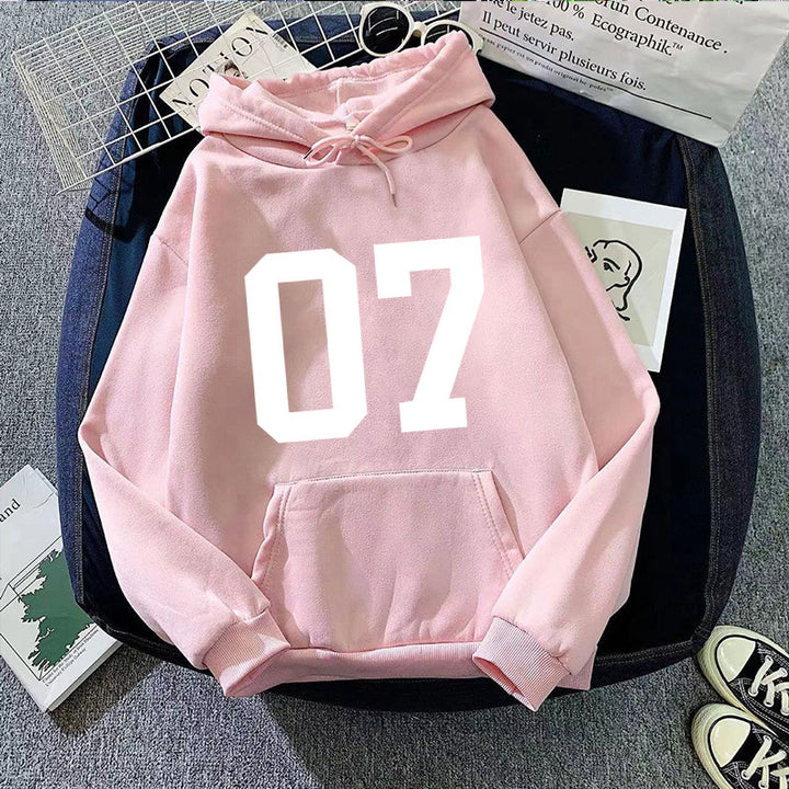 Dame hoodie med stort print Skovae