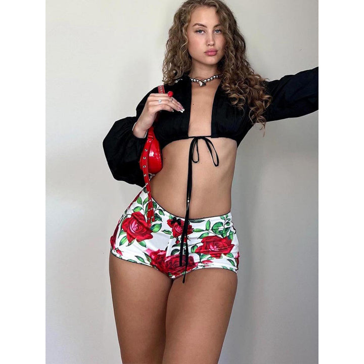 Damen Push-Up Short mit floralem Design und elastischem Bund Skovae