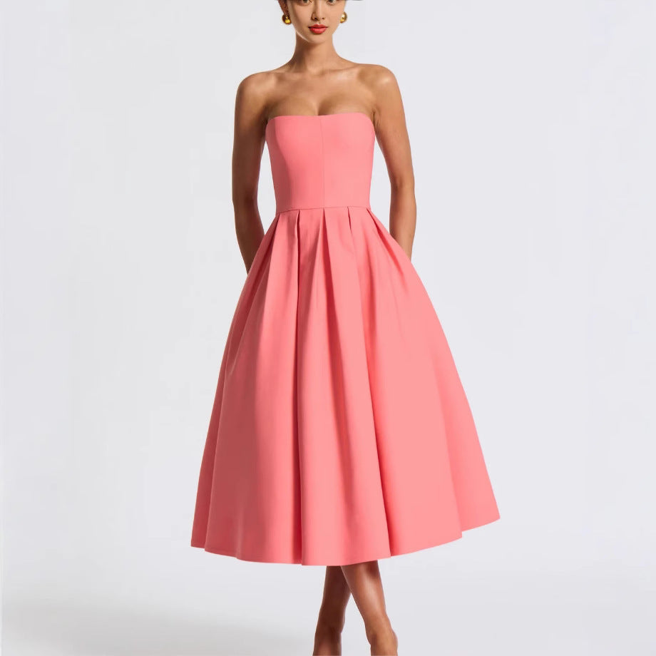 Dame off-shoulder A-formet kjole med elegant plissering Stilla
