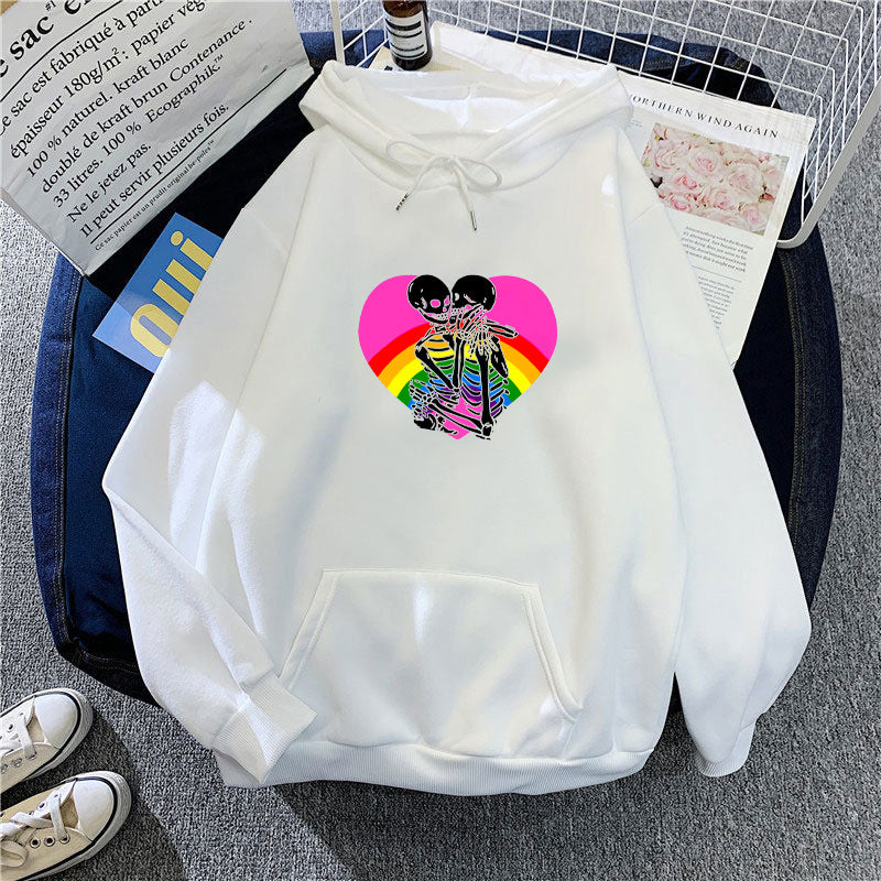 Dame hoodie med farverigt kærligheds motiv Skovae