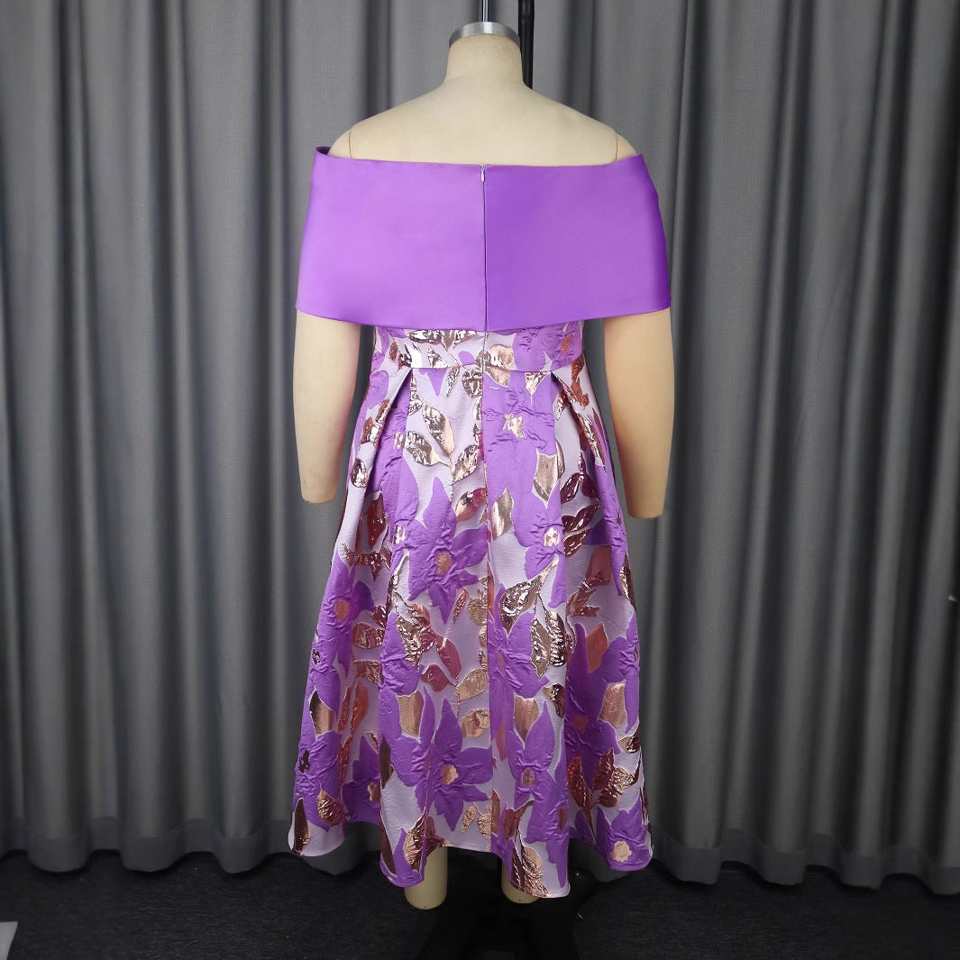 Dame Elegant aftenkjole med skulderfri applikation og blomsterdesign Skovae