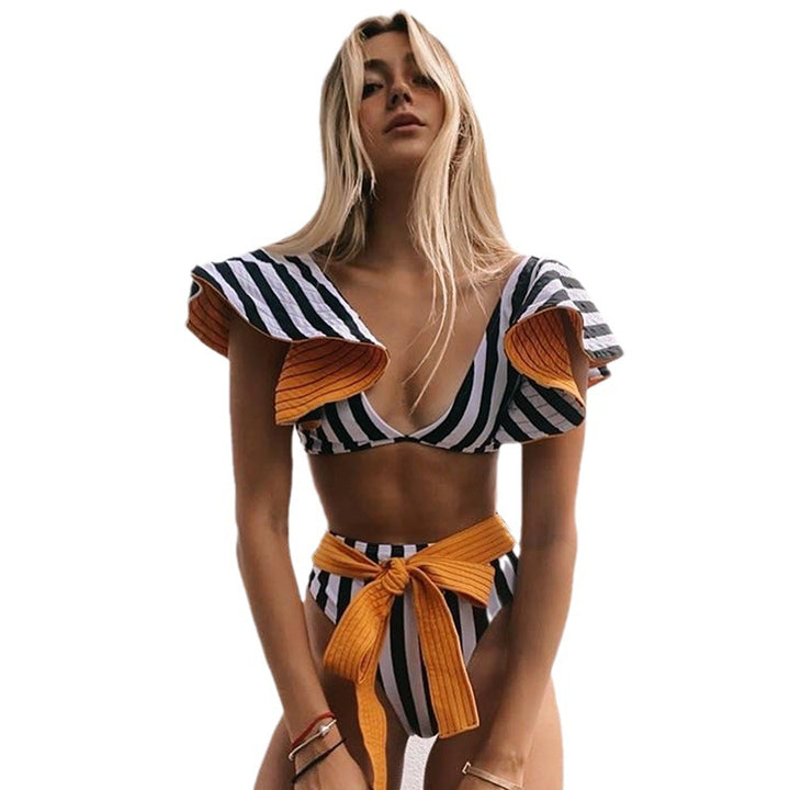 Dame bikini med elegante flæsedetaljer og høj talje Stilla