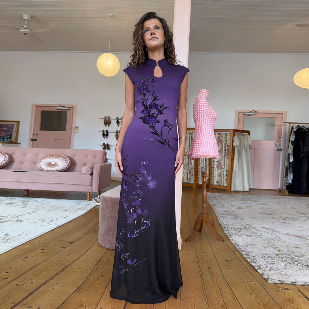 Dame Maxikjole med elegant, floral design Skovae