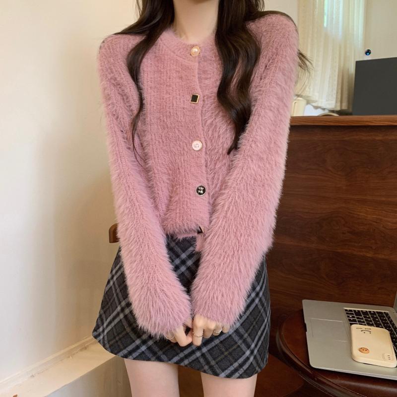 Femme Fluffy Knap-cardigan Stilla
