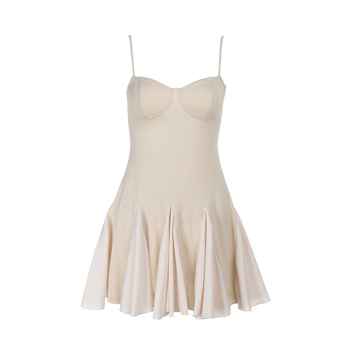 Dame skaterkjole med elegant bustier-overdel og flæser