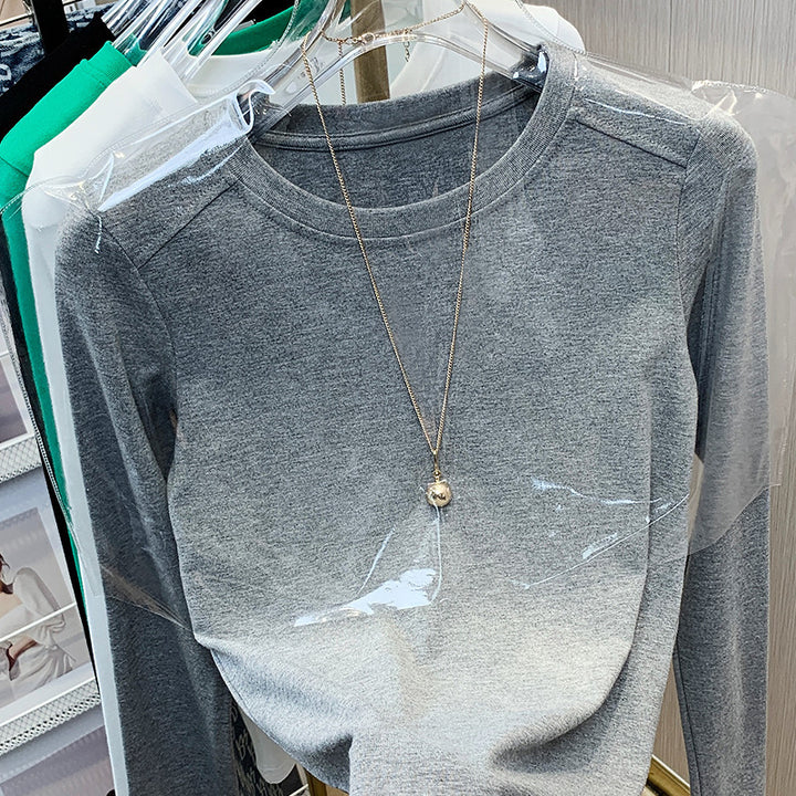 Dame Elegant og tætsiddende Langærmet T-shirt med Rundhalsetud Stilla