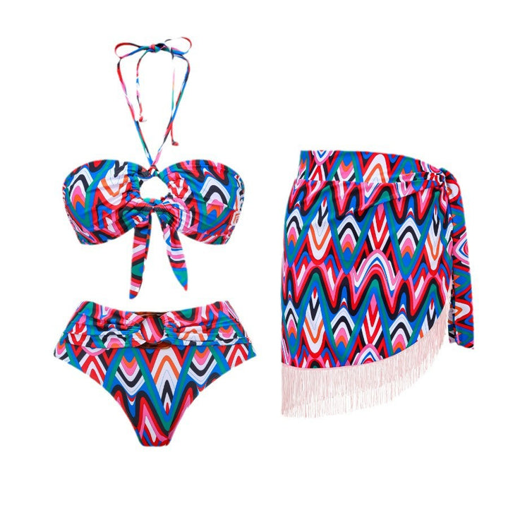Dame bikiniset med kreativ indpakningsskørt og trendy mønstermix Stilla