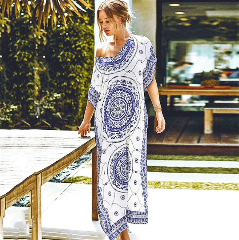 Dame Strandkjole med boho-inspireret mandala-look og luftig pasform Stilla
