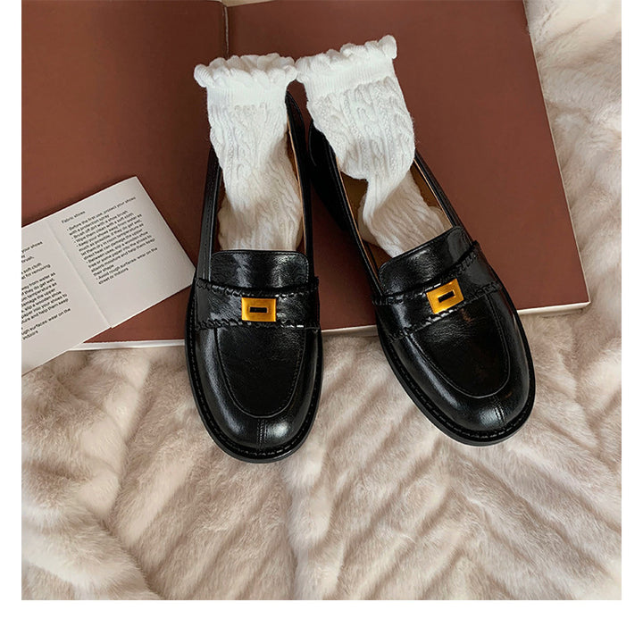 Elegante dames læder slippers med dekorative spænder Stilla
