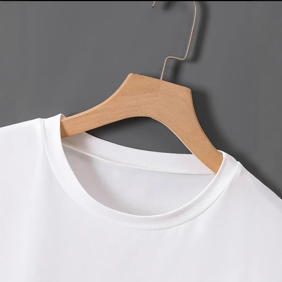 Dame T-shirt med afslappet Brooklyn tryk og minimalistisk pasform Stilla