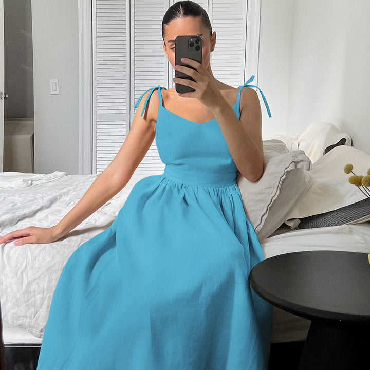 Dame Maxikjole i høj kvalitet linen med elegante stropper og svingende kant Stilla