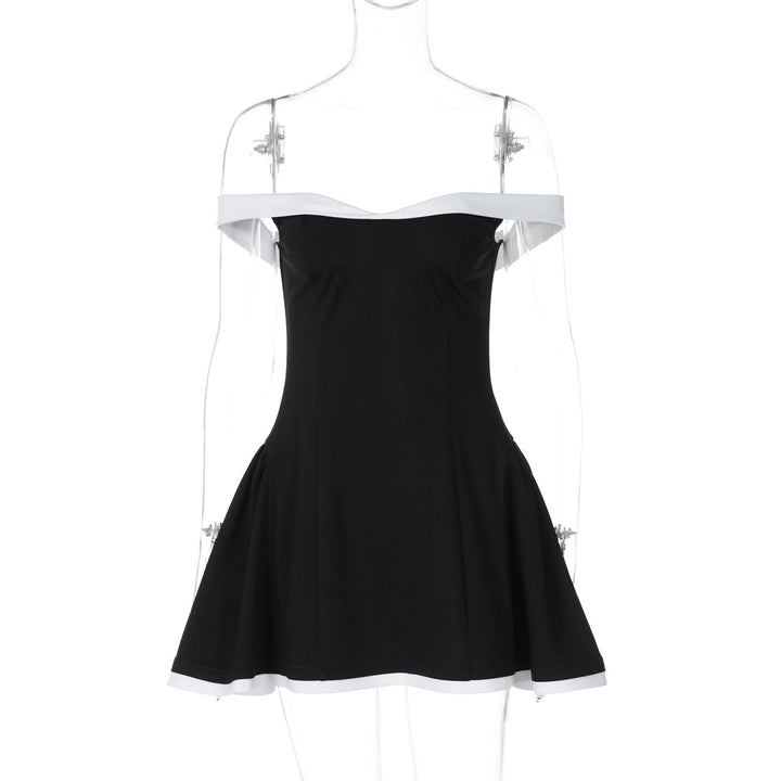 Dame Off-Shoulder Mini-Kjole med voluminøs Skørt og kontrasterende Kant Skovae